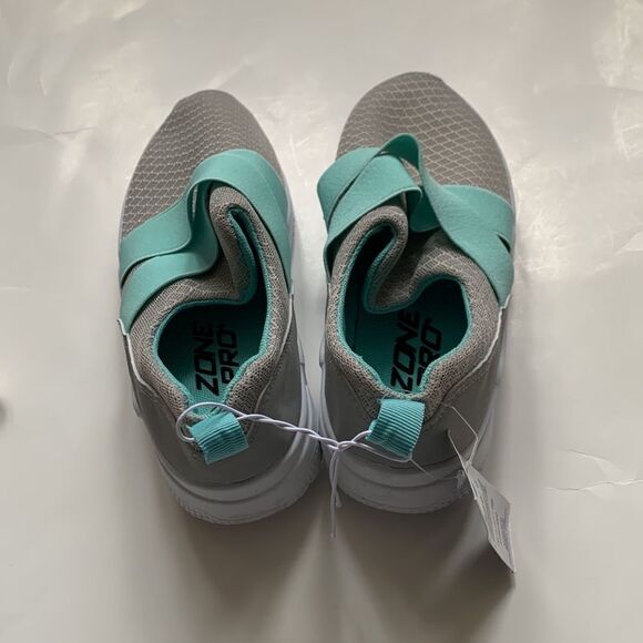 𝅺🌟nwt ZONE PRO Lightweight Sneakers Stretch Top Band Slip On🌟 - Picture 3 of 5
